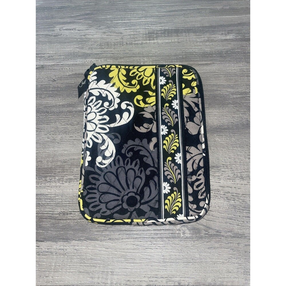 Vera Bradley Zip Sleeve Case Tablet iPad Kindle  Pattern Baroque Black Yellow